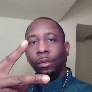 Meet your Posher, Shea